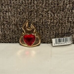 Croc Charms Jibbitz Gold Flame With Ruby Heart Shoe Accessory New